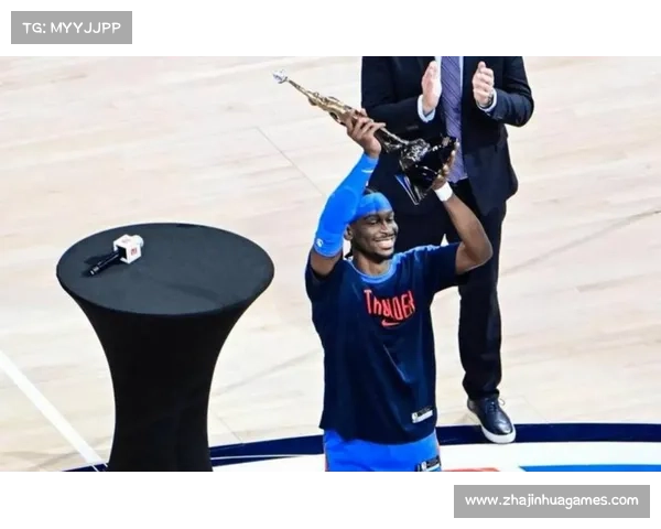 雷霆队12胜1负战绩领跑NBA，展现出卫冕冠军实力